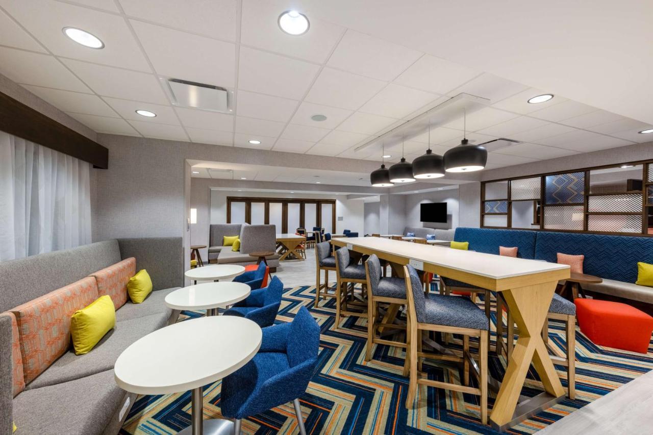 Hampton Inn Kansas City Southeast, Mo Exteriör bild